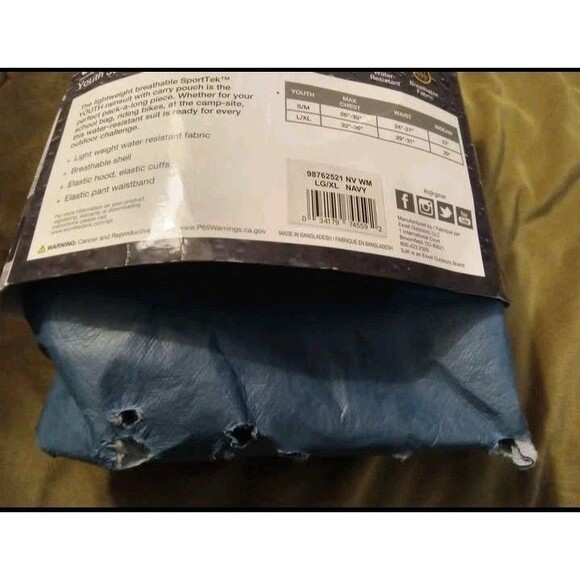 Sporttek suit, youth jacket & pants, size large - Picture 6 of 10